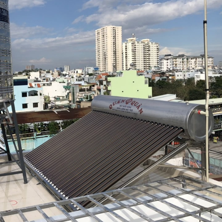 Máy nước nóng mặt trời Quán Quân 240l