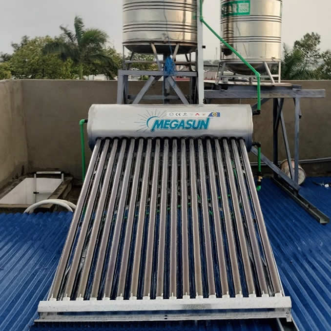 Máy nước nóng mặt trời 180L Megasun KAS SUPER