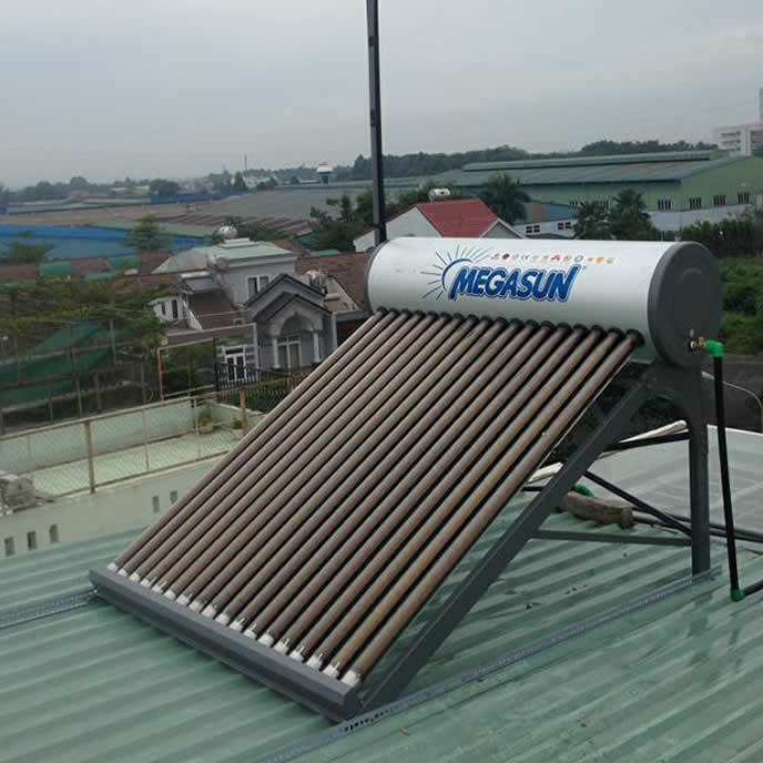 Máy năng lượng mặt trời 180L Megasun KAE
