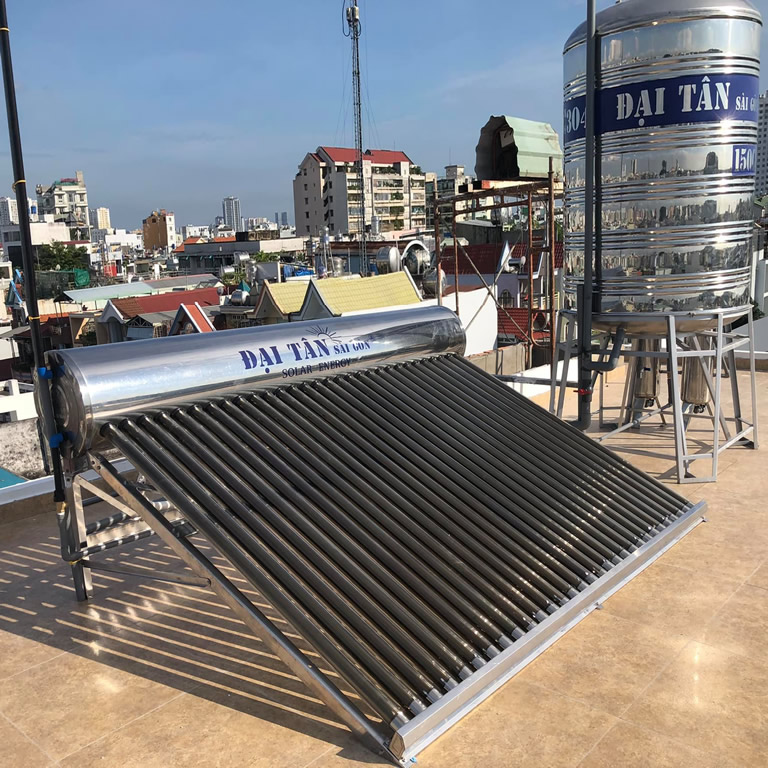 Máy năng lượng mặt trời Đại Tân 300L