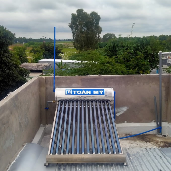 Máy năng lượng mặt trời 140L Toàn Mỹ