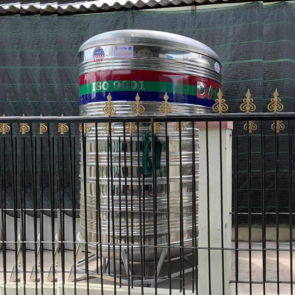 Bồn inox 2000L đứng Dapha R