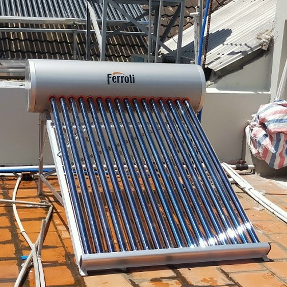 Máy nước nóng mặt trời Ferroli 230L